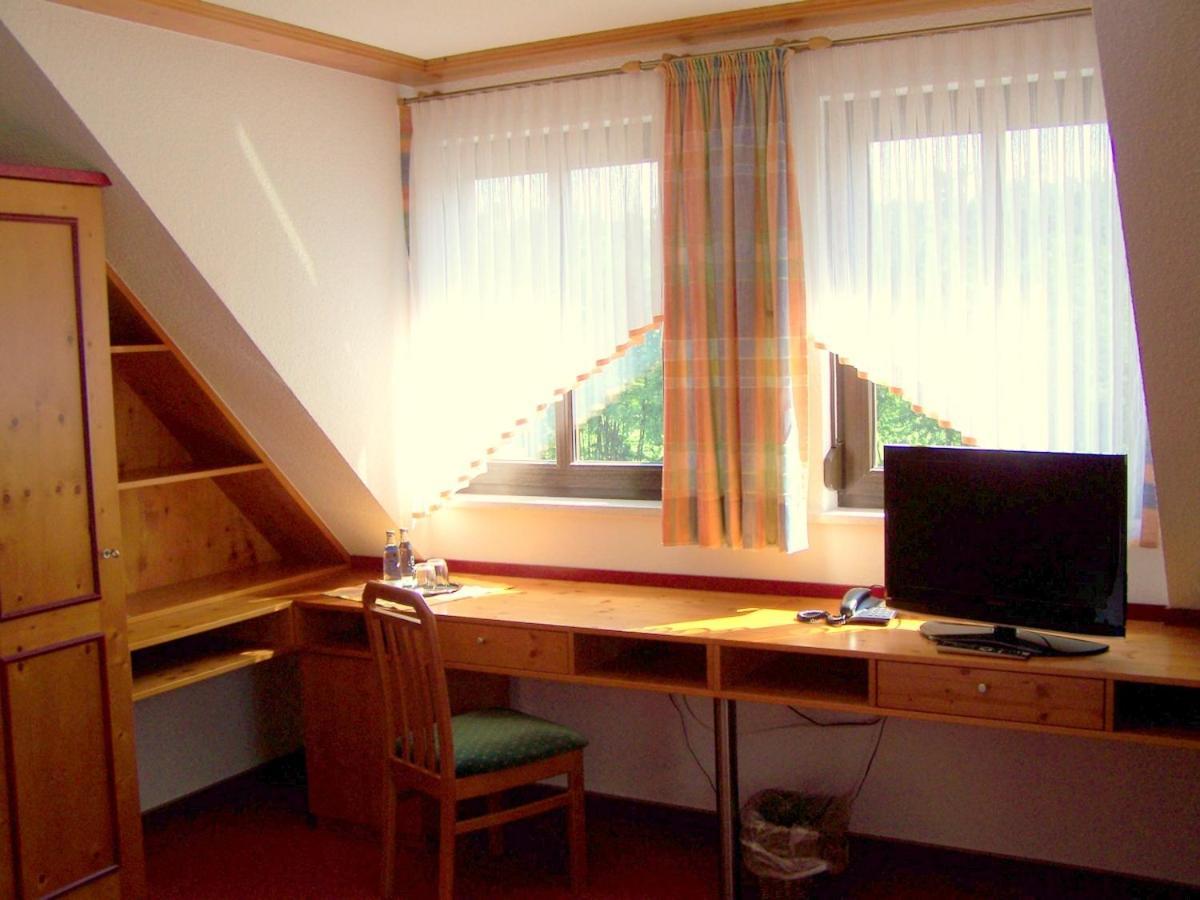Landgasthof Schwarzer Adler Gbr Dietenhofen Eksteriør bilde